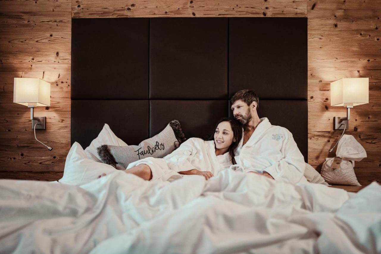 Hotel St. Georg Zum See Maurach  Ngoại thất bức ảnh