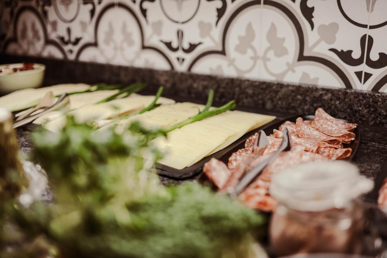 Hotel St. Georg Zum See Maurach  Ngoại thất bức ảnh